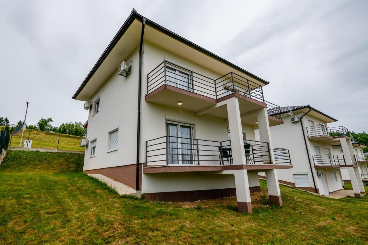 Green Hills * Sarajevo